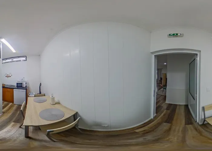 Cantinho Dos Remedios ラジェス